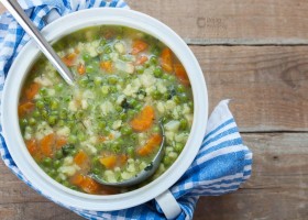 Čorba sa graškom i griz knedlama