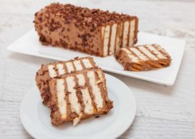 Čokoladna keks torta