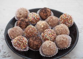 Čokoladne kokos kuglice