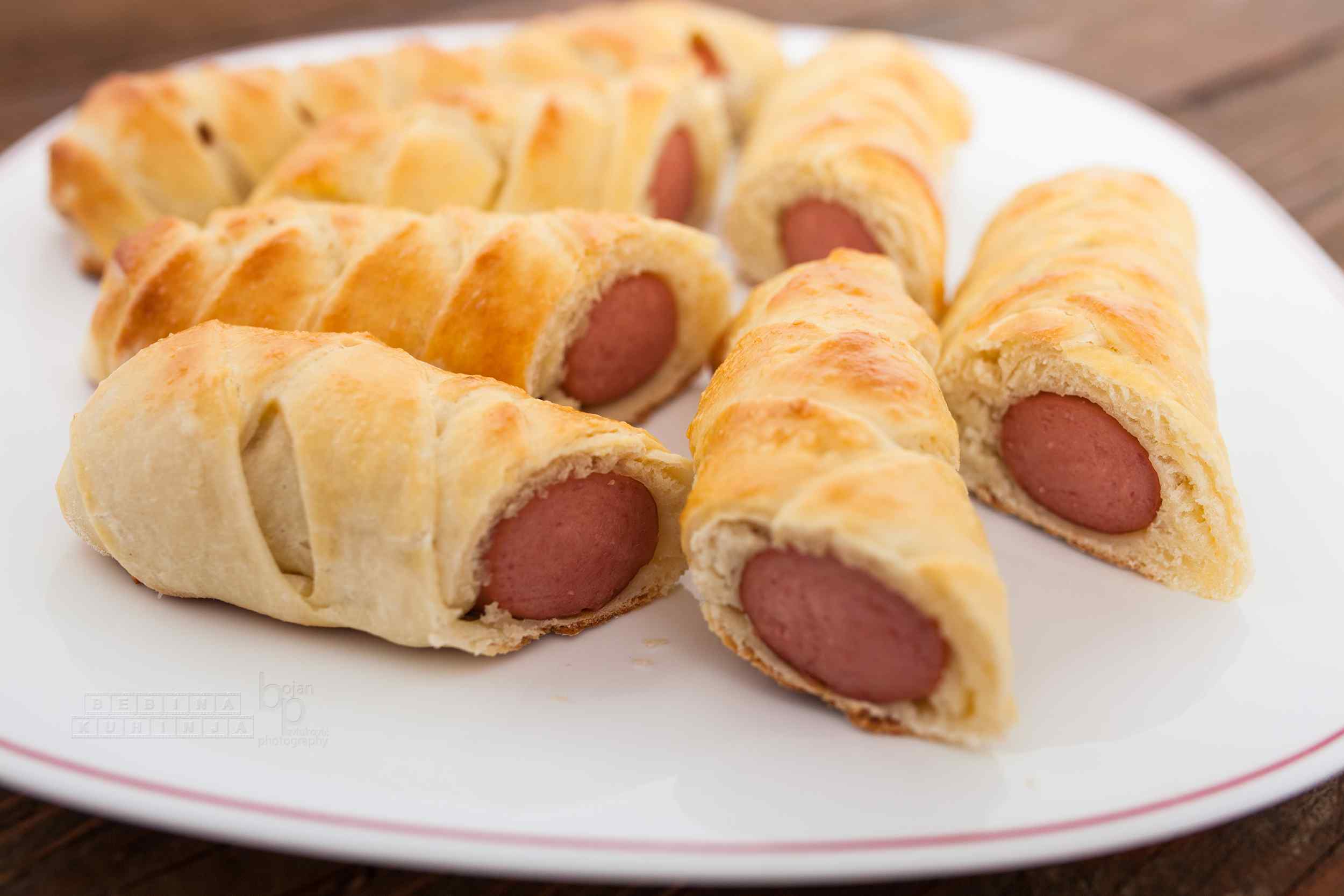 Pleteno pecivo sa viršlama