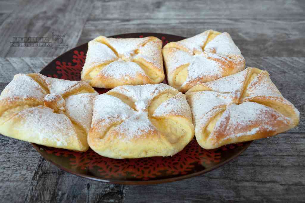 Paketići sa slatkim sirom