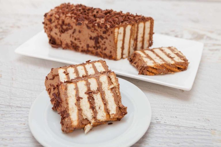 Čokoladna keks torta